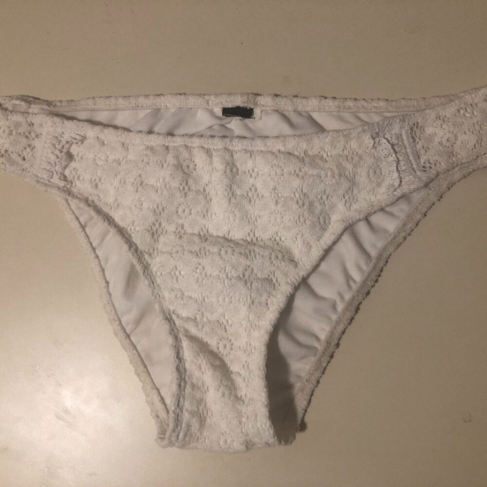 NEW laundry white lacy swim bottom size M
